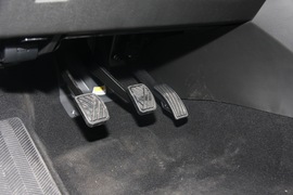 2010款铃木凯泽西2.4L