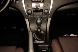 2010款铃木凯泽西2.4L