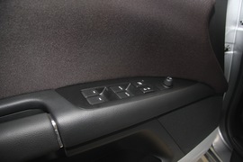 2010款铃木凯泽西2.4L