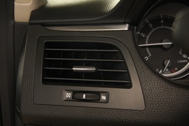 2010款铃木凯泽西2.4L