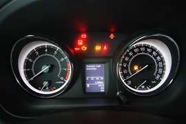 2010款铃木凯泽西2.4L