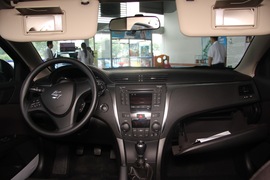 2010款铃木凯泽西2.4L