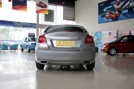 2010款铃木凯泽西2.4L