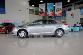 2010款铃木凯泽西2.4L