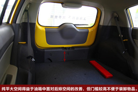 雪佛兰新赛欧两厢