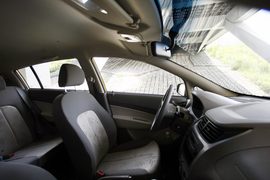 雪佛兰新赛欧两厢