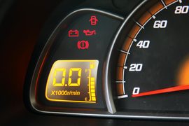 雪佛兰新赛欧两厢