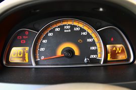 雪佛兰新赛欧两厢