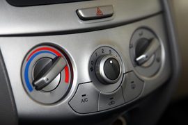雪佛兰新赛欧两厢