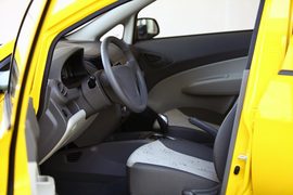 雪佛兰新赛欧两厢