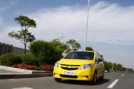 雪佛兰新赛欧两厢