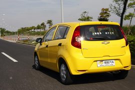 雪佛兰新赛欧两厢