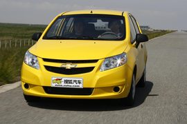 雪佛兰新赛欧两厢