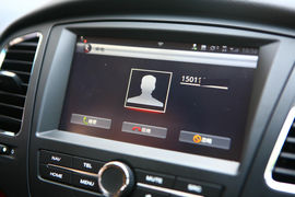 2010款荣威350深圳试驾