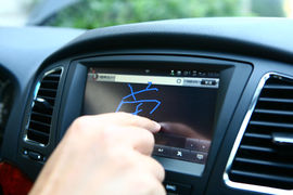 2010款荣威350深圳试驾