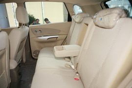 2008款现代途胜2.0GLS手动四驱豪华型