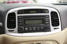 2008款现代雅绅特1.4GL手动舒适型