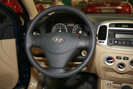 2008款现代雅绅特1.4GL手动舒适型