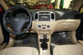2008款现代雅绅特1.4GL手动舒适型
