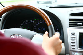 2010款丰田凯美瑞混动试驾