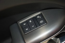 2016款路虎揽胜运动版3.0