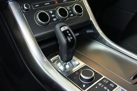 2016款路虎揽胜运动版3.0