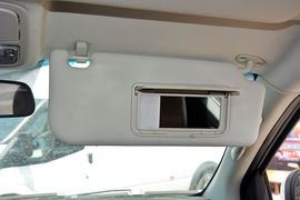 2016款江铃驭胜S350自动汽油超豪华版5座