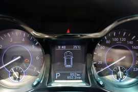 2016款江铃驭胜S350自动汽油超豪华版5座