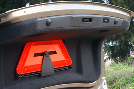 2011款大众新辉腾3.6L试驾实拍