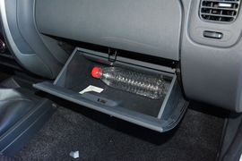 2015款锐骐皮卡2.4L精英版汽油四驱标准型ZG24