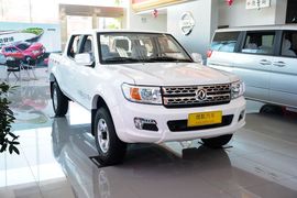 2015款锐骐皮卡2.4L精英版汽油四驱标准型ZG24