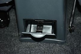 2015款锐骐皮卡2.4L精英版汽油四驱标准型ZG24