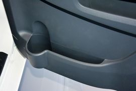 2015款锐骐皮卡2.4L精英版汽油四驱标准型ZG24