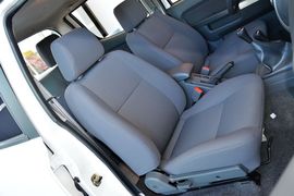 2015款锐骐皮卡2.4L精英版汽油四驱标准型ZG24