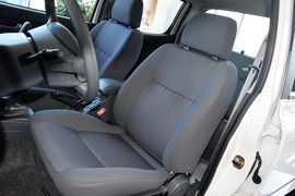 2015款锐骐皮卡2.4L精英版汽油四驱标准型ZG24