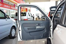 2015款锐骐皮卡2.4L精英版汽油四驱标准型ZG24