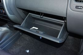 2015款锐骐皮卡2.4L精英版汽油四驱标准型ZG24