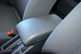 2015款锐骐皮卡2.4L精英版汽油四驱标准型ZG24