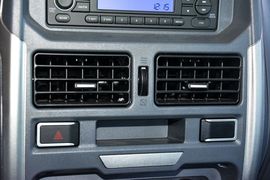 2015款锐骐皮卡2.4L精英版汽油四驱标准型ZG24