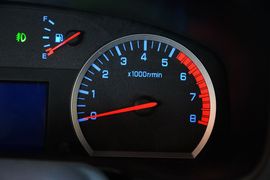 2015款锐骐皮卡2.4L精英版汽油四驱标准型ZG24