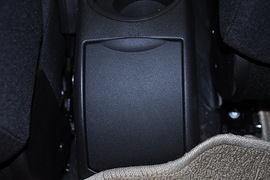 2010款雪铁龙世嘉1.6L