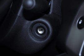 2010款雪铁龙世嘉1.6L