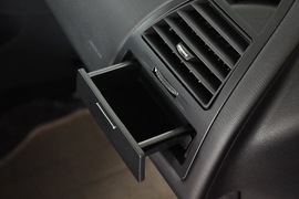 2010款雪铁龙世嘉1.6L