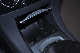 2010款雪铁龙世嘉1.6L