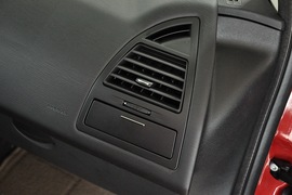 2010款雪铁龙世嘉1.6L