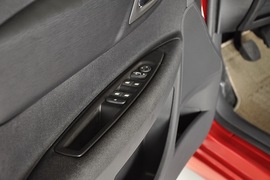 2010款雪铁龙世嘉1.6L