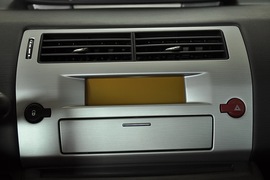 2010款雪铁龙世嘉1.6L