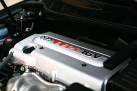 2010款丰田凯美瑞240G豪华版试驾实拍