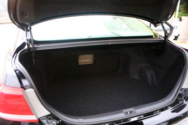 2010款丰田凯美瑞240G豪华版试驾实拍