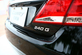 2010款丰田凯美瑞240G豪华版试驾实拍